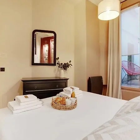 S Stylist And Unique Getaway 8p