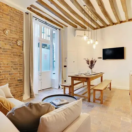 S Stylist And Unique Getaway 8p Apartment *
